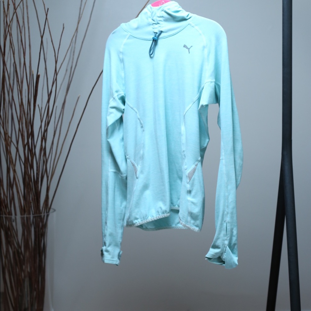 Puma long sleeve ( S)  and sports pants( 4)